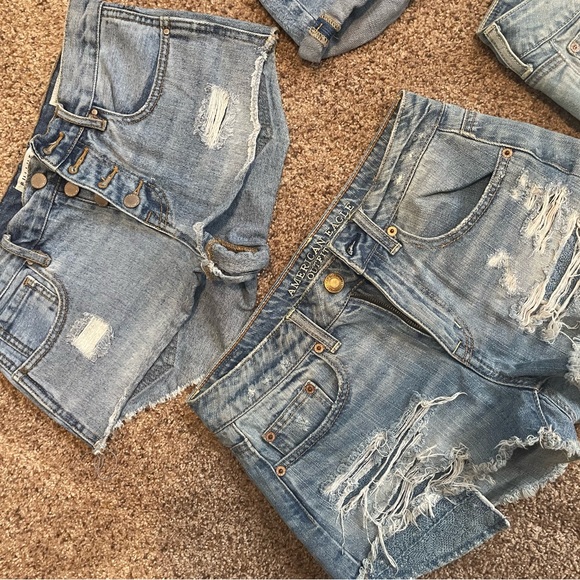 4 for $40 shorts American Eagle, PacSun, and Old Navy - Picture 2 of 3